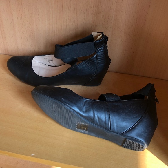 Ballet style wedges - Picture 2 of 2